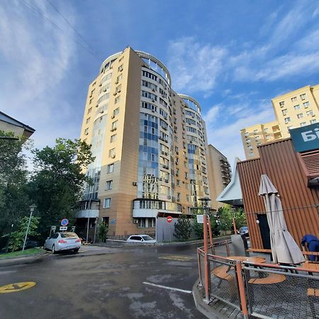 Жк Жастар Атамекен Центр Города, Отличная Локация Almaty Ngoại thất bức ảnh